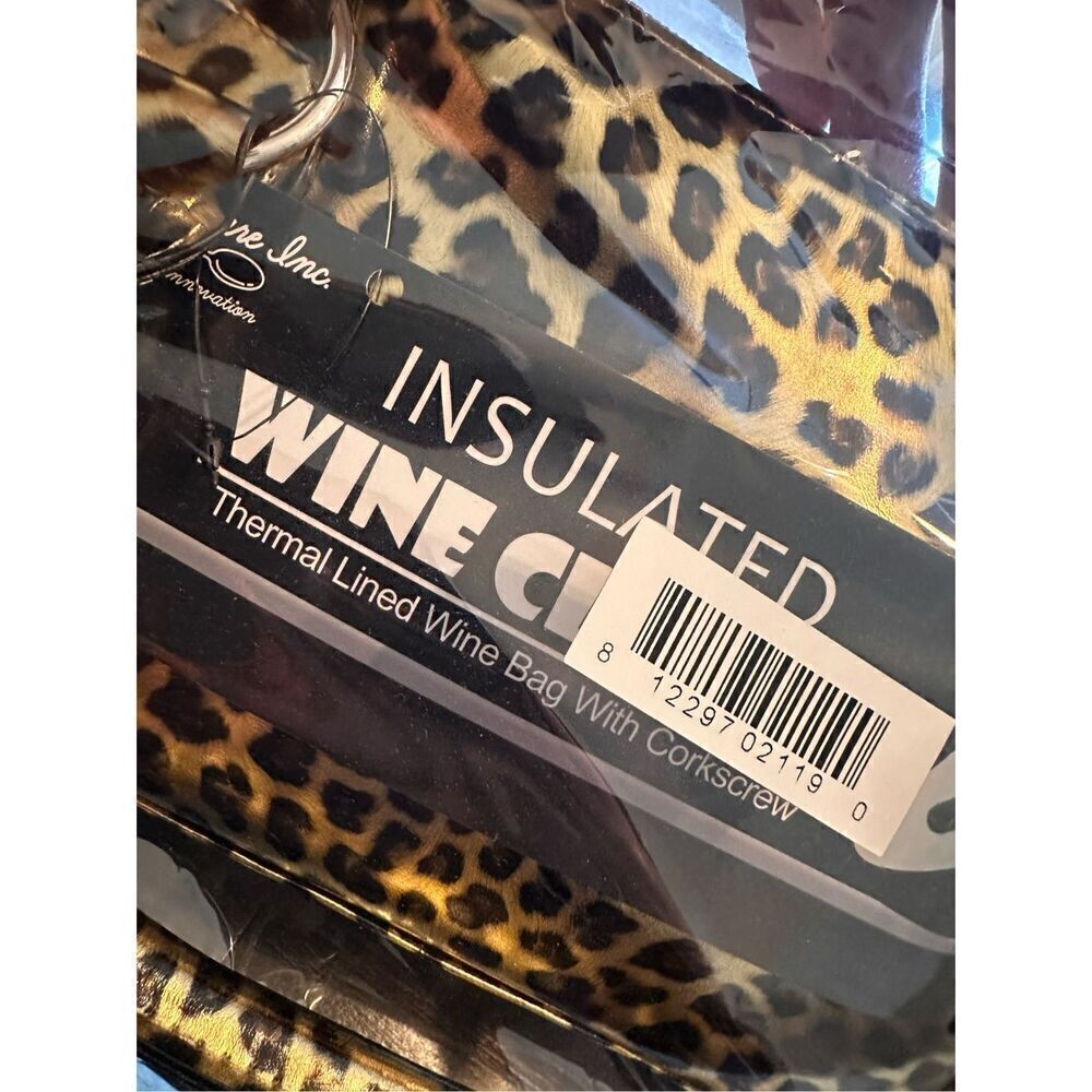 NIB Primeware Leopard Print Insulated Thermal Wine Clutch Bag w/Corkscrew - Picture 3 of 3